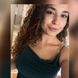 Selin Baştuğ